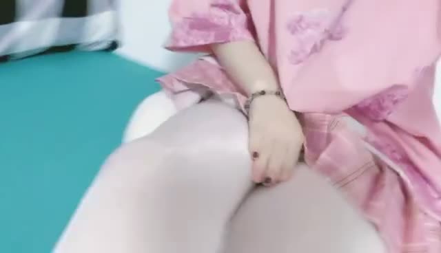 #兔酱 #萝莉 #蝴蝶逼 #自慰极品蝴蝶逼用过的都说好有没有哥哥分享下使用感受
