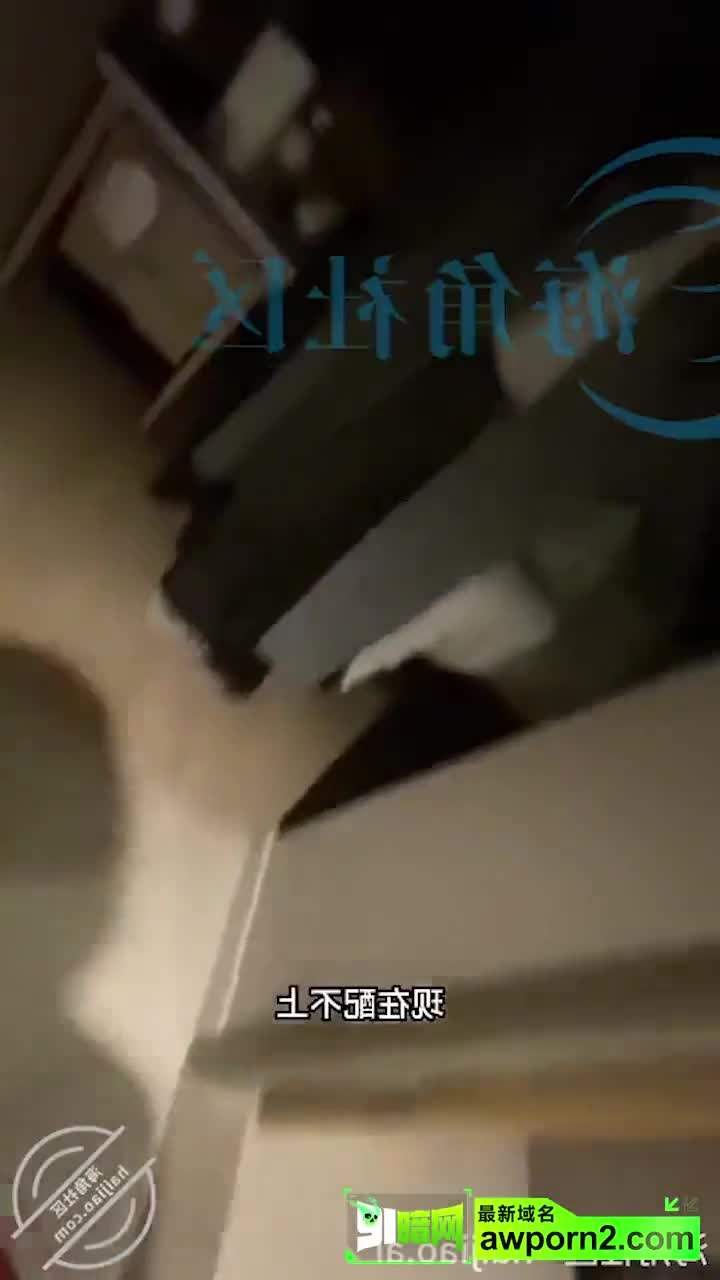 海角大神真实近亲乱伦！叔叔爆操内射白丝萝莉亲侄女！老肉棒爆操嫩肉穴太败火了！ #海角 #乱伦 #侄女 #白丝 #美少女
