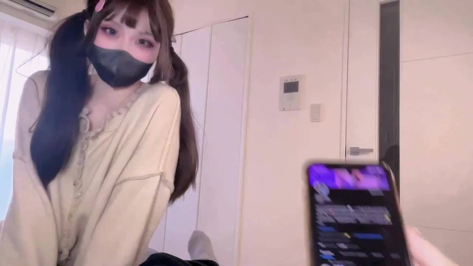 淫物学妹 网黄推特摄影师鸡教练的专属学妹玩物 俏皮白丝猫爪妹妹淫靡足交 后入骑乘强攻嫩穴 美妙余韵狂射浓汁 #这里