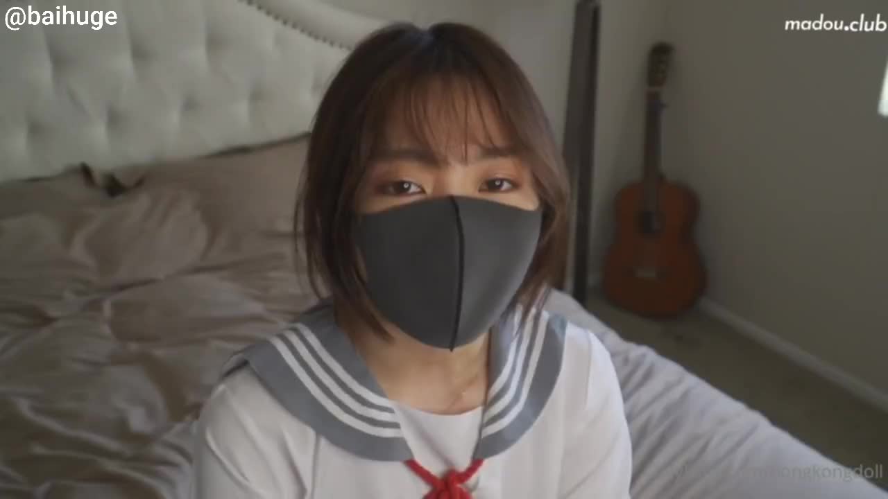 玩偶姐姐系列之背着男朋友成为了室友的母狗，穿着学生装被主人后入不断抽插#玩偶姐姐 #HongKongdoll #剧情