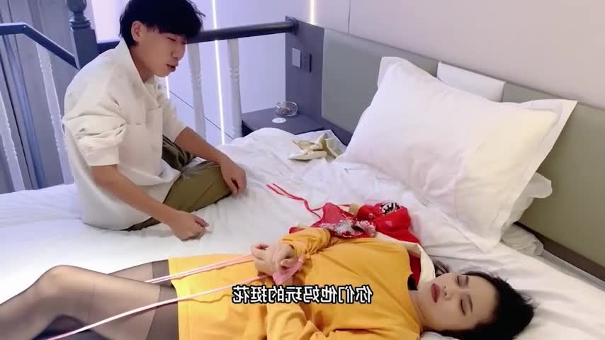 刚分手极品白虎女友无缝衔接前男友怒闯公寓爆操 #调教 精选频道推送