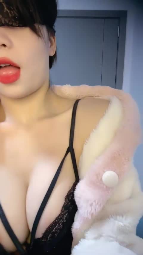 #模特伊伊 极品美臀御姐！被后入骑乘位爆操