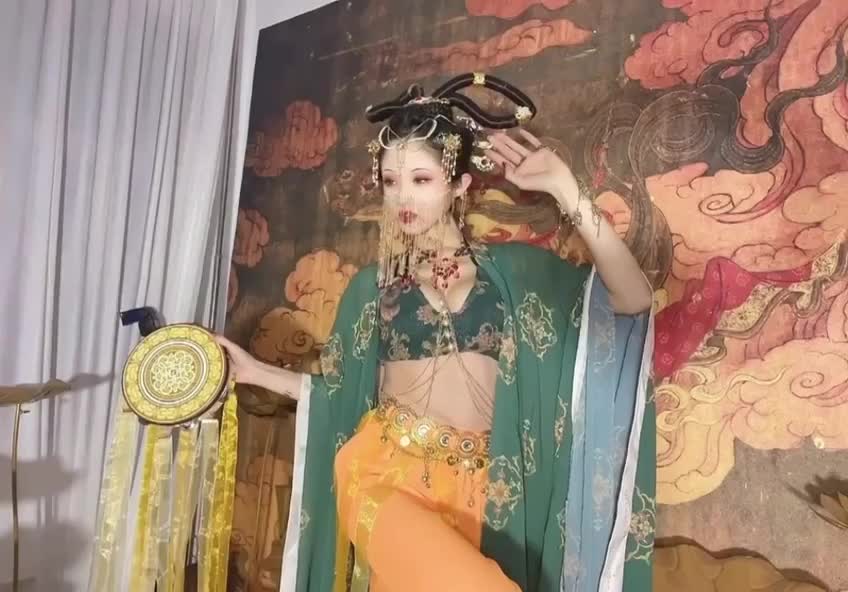 #国产 #写真 稀有贵圈 cosplay 推特女神 【钛合金 titi 】 画中仙古色仙香酥乳玉体