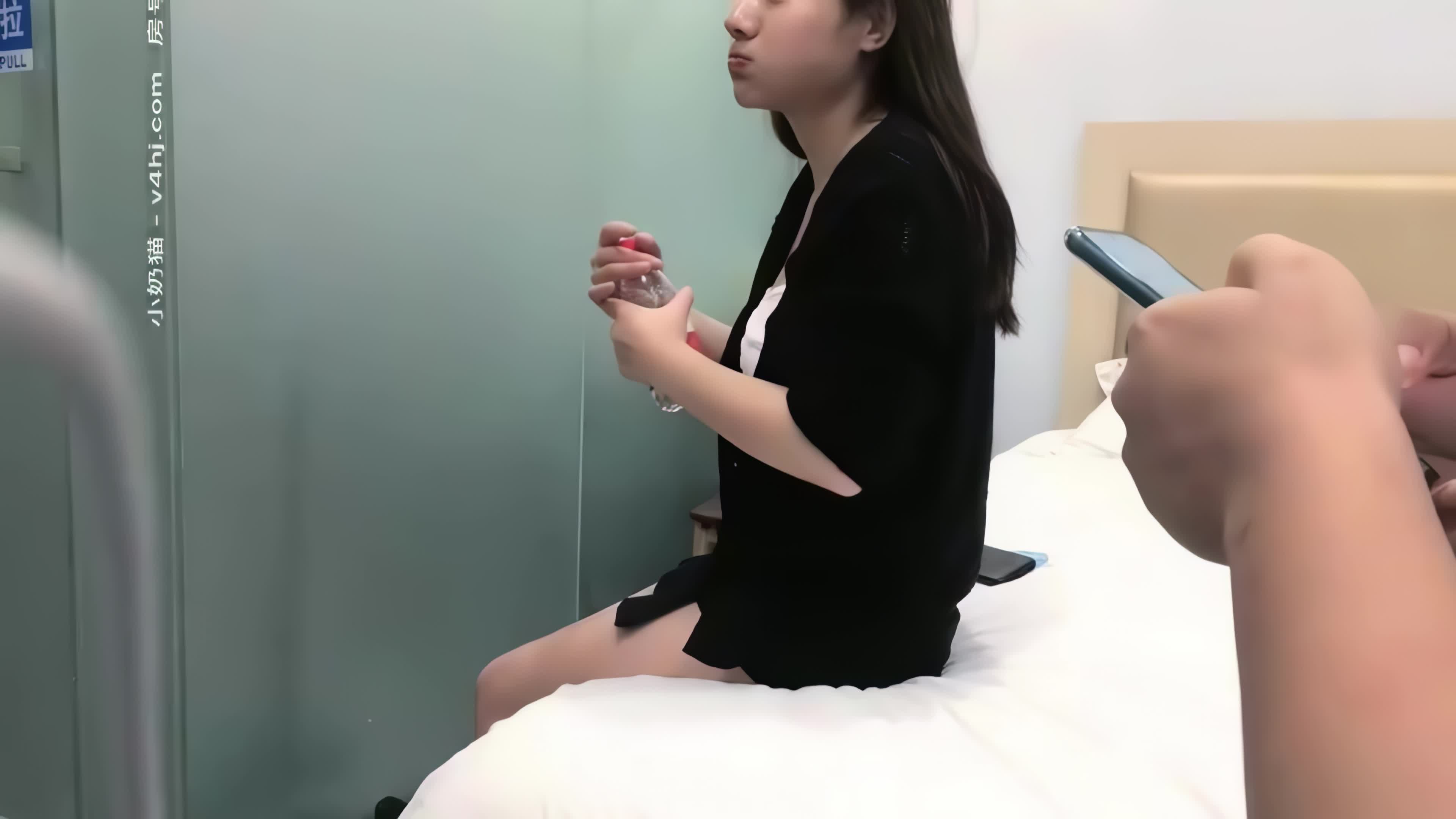 自制字幕系列】 采花阿朴 极品巨乳第1部 看着瘦小兼职女 这个大奶包可以--4K字幕版