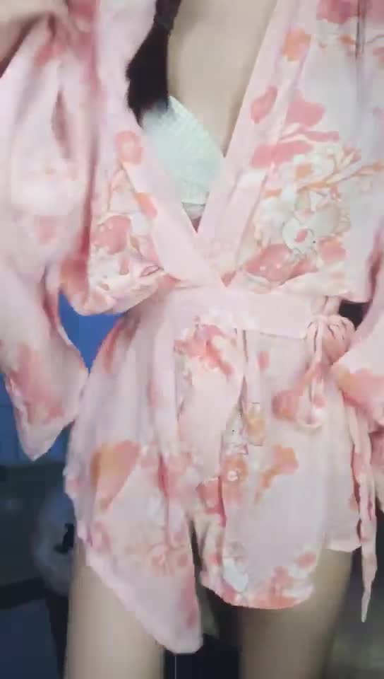超清纯的18岁合法萝莉！舞蹈校花 #萝莉小羊 尺度升级啦滴蜡，炮击！夹子音简直了，全身粉嫩，治愈洗眼美眉