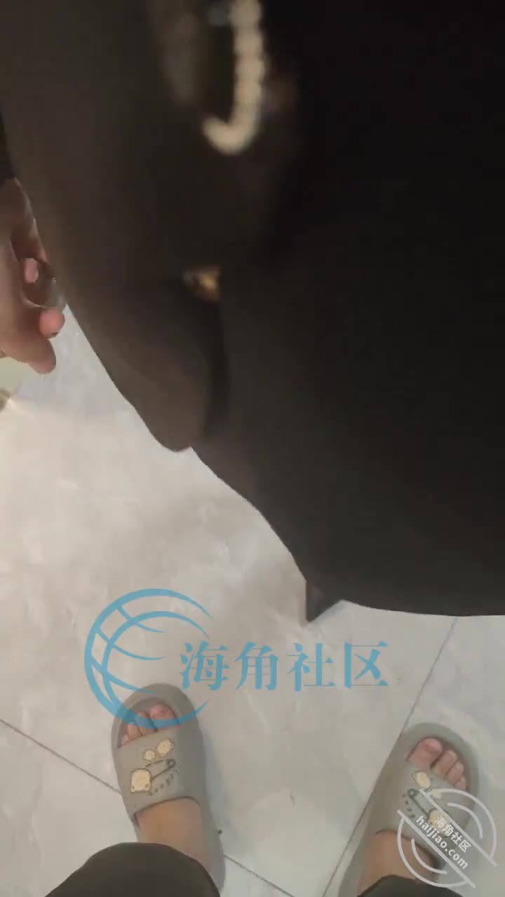 大胸嫂子会喷水 海角速游VPN跑满千兆只做最快