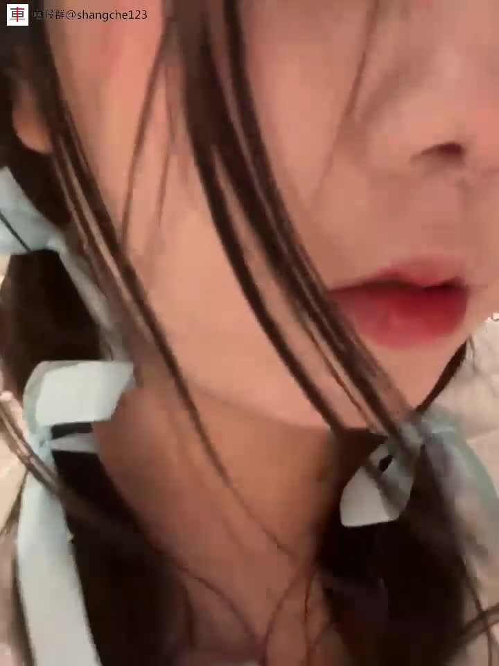 #CB站 #Stripchat Olivia 童颜巨乳楼梯间自慰高潮喷水户外露出