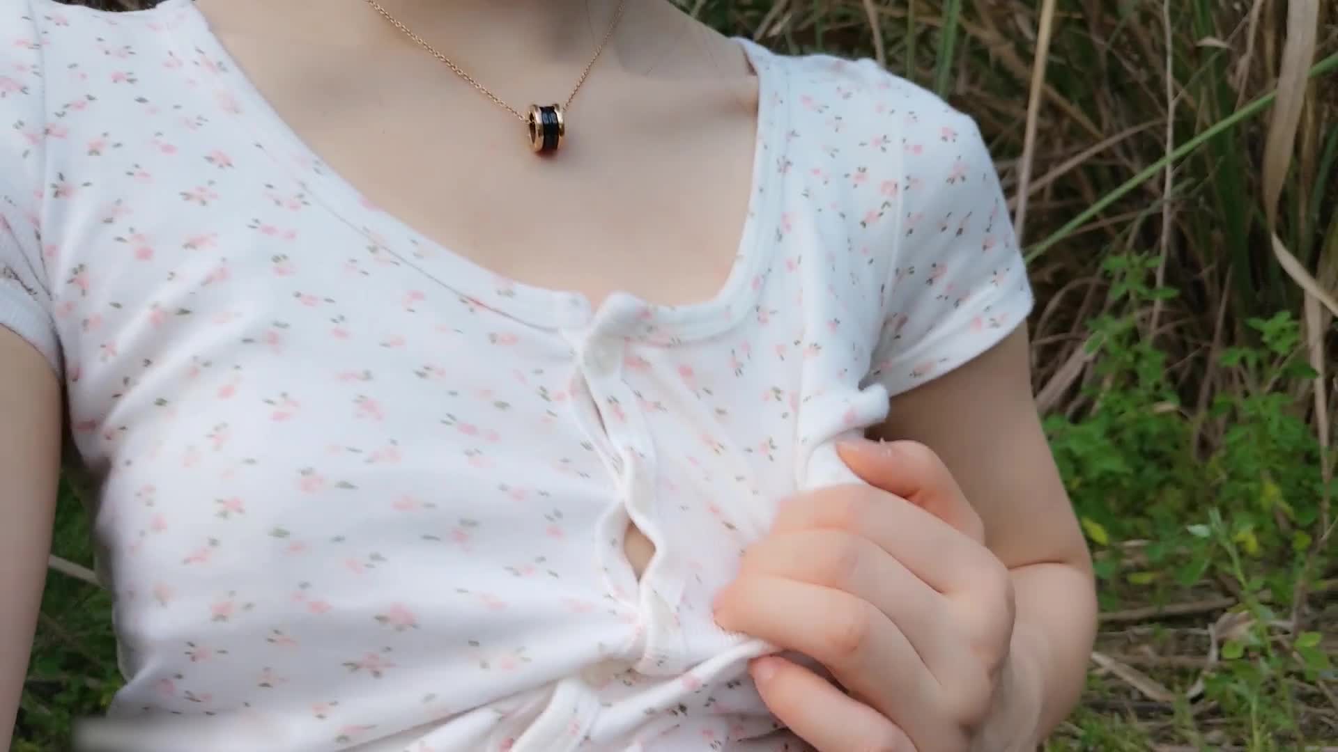 #软萌萝莉小仙 黑丝jk装,户外漏出,棒棒糖摩擦阴唇速游VPN跑满千兆只做最快