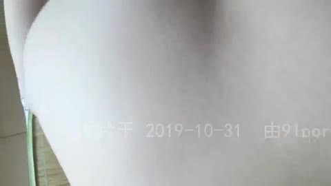 小天使4p车震露脸偶遇牧羊人