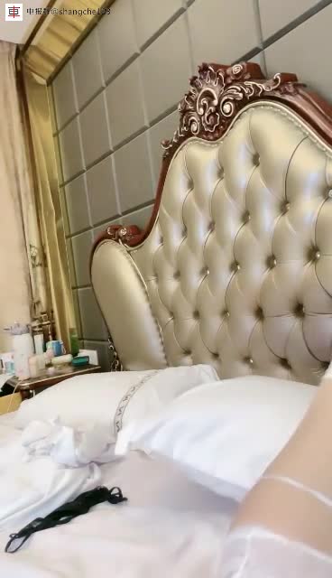 丝袜美腿抠逼 9