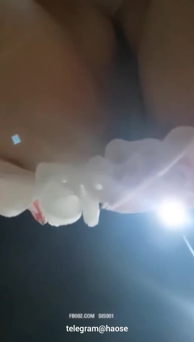 #户外露出 #真空露屄诱惑算命大叔点击免费加入