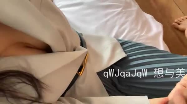 标题: 求教，碰到过这种欲拒还迎的吗？点赞三百发户外内射作者: #rourou0关键词： #求教 #， #碰到 #过 #这种 #欲 #拒 #还 #迎 #的 #吗 #？ #点赞 #三百 #发 #户外 #内射点击免费加入