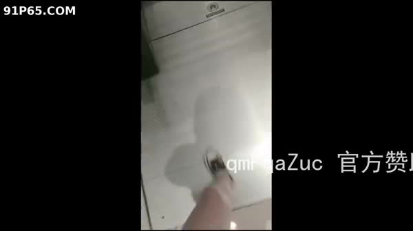 户外自拍穿真空塞着跳蛋逛商场差点没忍住喷了速游VPN跑满千兆只做最快