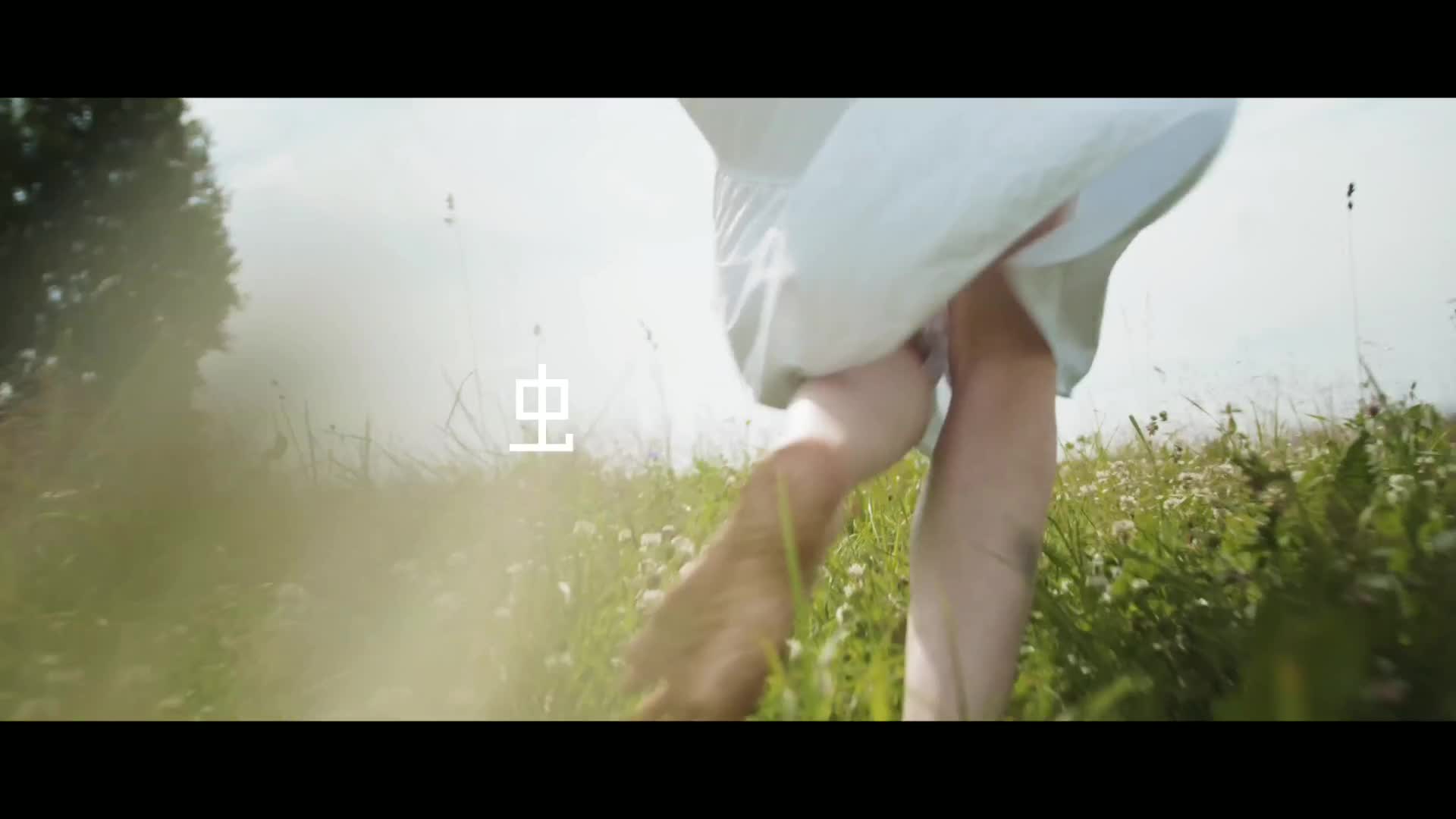 主演：#虫哥 #小禾 #馨馨 #叶子 #果果 #婉婉 #小西甜橙 #瑶瑶出品：主演自售水印：#无水印 或自带国别：#中国标签：#福利 #大尺度 #网红 #足模 #足交 #自拍 #学妹 #微博 #恋足作品：虫哥作品高中学妹足交原版合集part2下载：