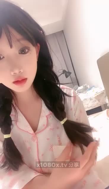 #闻闻酱 纯欲小学妹~无套啪啪