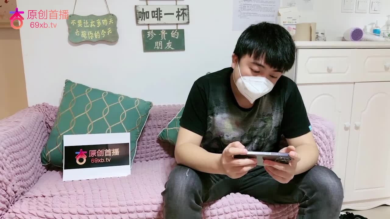 圣诞特辑 鹿角女孩的性爱狂欢,双腿求操无套上位满足他#杏吧 #骑乘#熟女#后入#内射