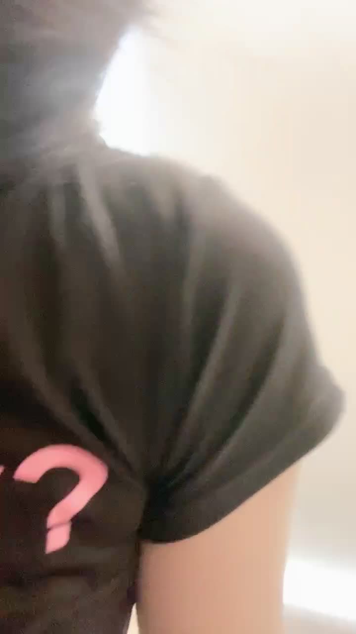 纯欲系天花板！甜美极品少女！无毛小骚逼，手指扣弄小穴