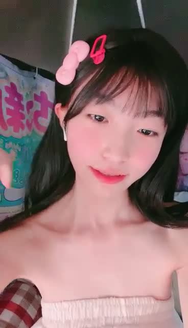 #呜崽酱 清纯甜美大胸学妹