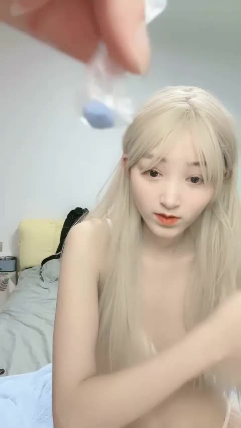 #你的04年小情人 甜美少女被胖子爆操