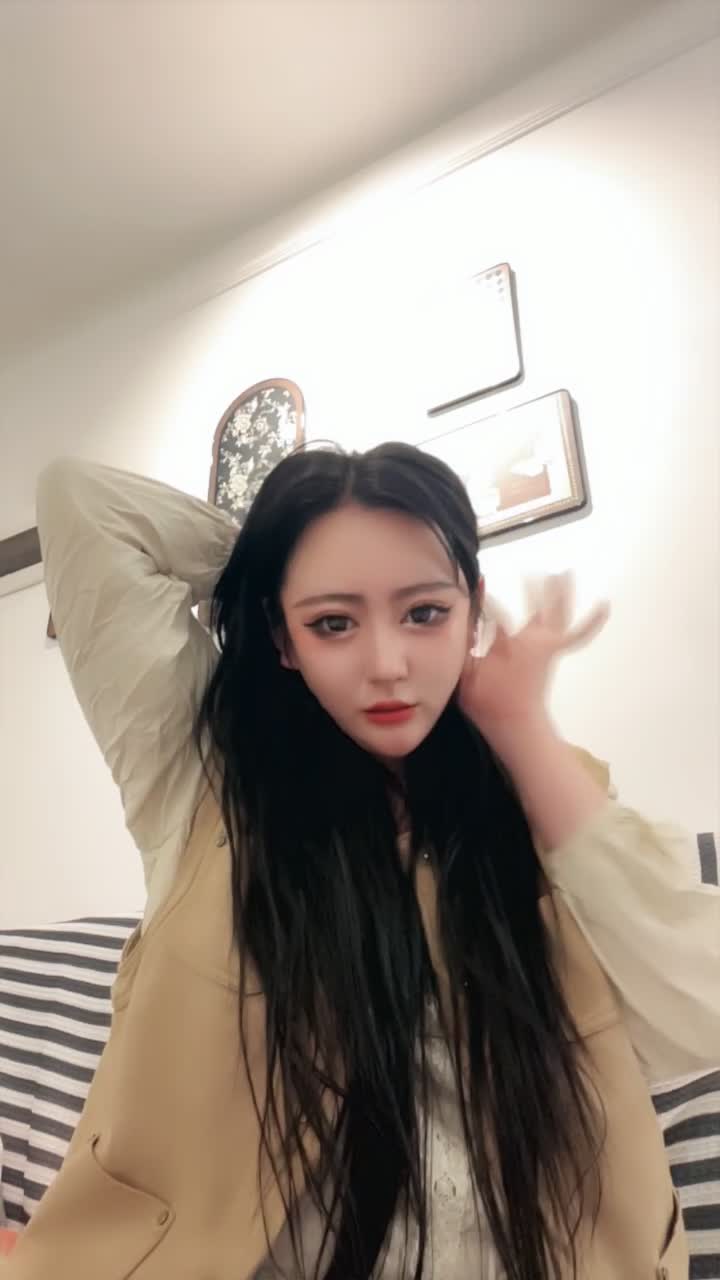 1056907356_叫我晨琳_20250814_205338