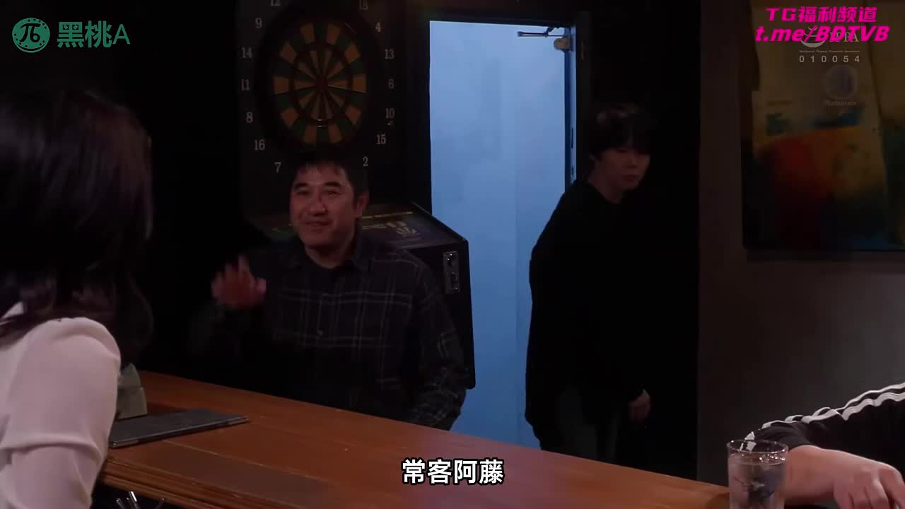 250715F 【无码·极品人妻】女儿偷窃被人抓，我用身体为她抵债！PS：我给他口交时，他按住我的头，让我疯狂咳嗽！番号：ROE-377女优： #吉永塔子标签：#极品人妻 #淫荡 #熟女 #顶级颜值