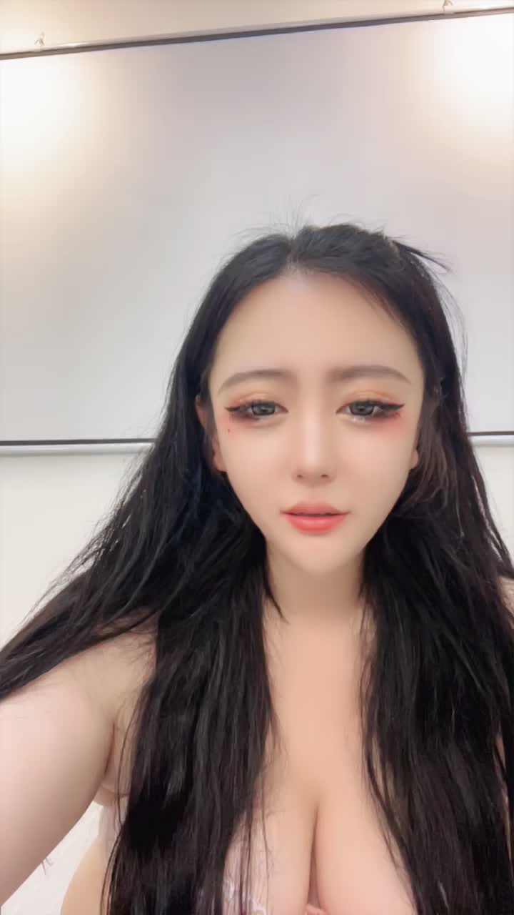 1056907356_叫我晨琳_20250816_013648