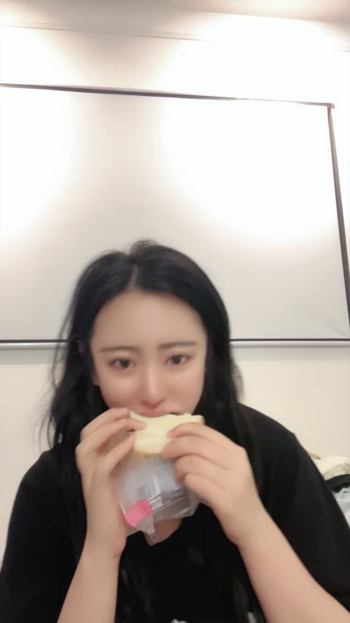 1056907356_叫我晨琳_20250815_064252