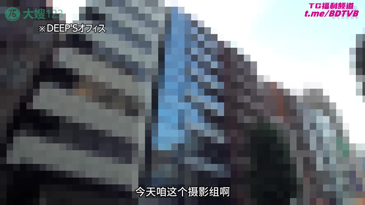 250809F 男模鸡巴真是大，老公没在不用怕！PS：骚逼被那男模磨出水，不知老公在看就让怼！番号：DVDMS-486女优：#凛音桃花 #望月彩花 #木村成美 #玉木久留美标签：#中出 #内射 #人妻 #NTR #绿帽
