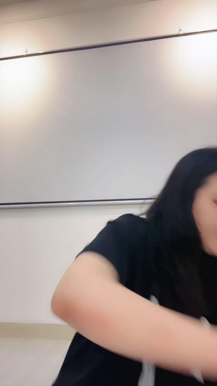 1056907356_叫我晨琳_20250816_065856