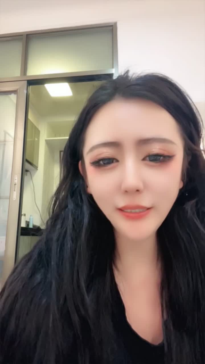 1056907356_叫我晨琳_20250815_035345