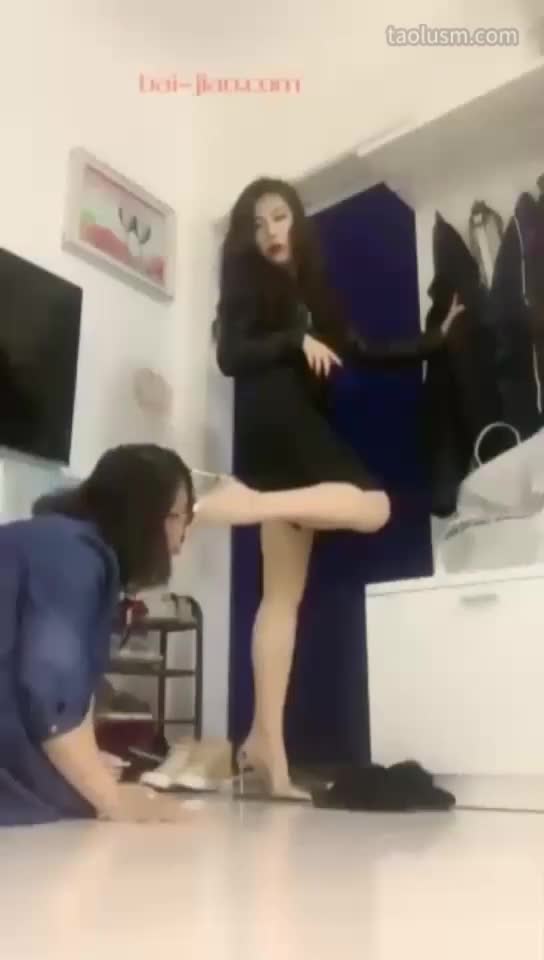 #歌迪丝 #女主天地 #直播回放室内调教小母畜生水淋浴【39分钟】【普清】