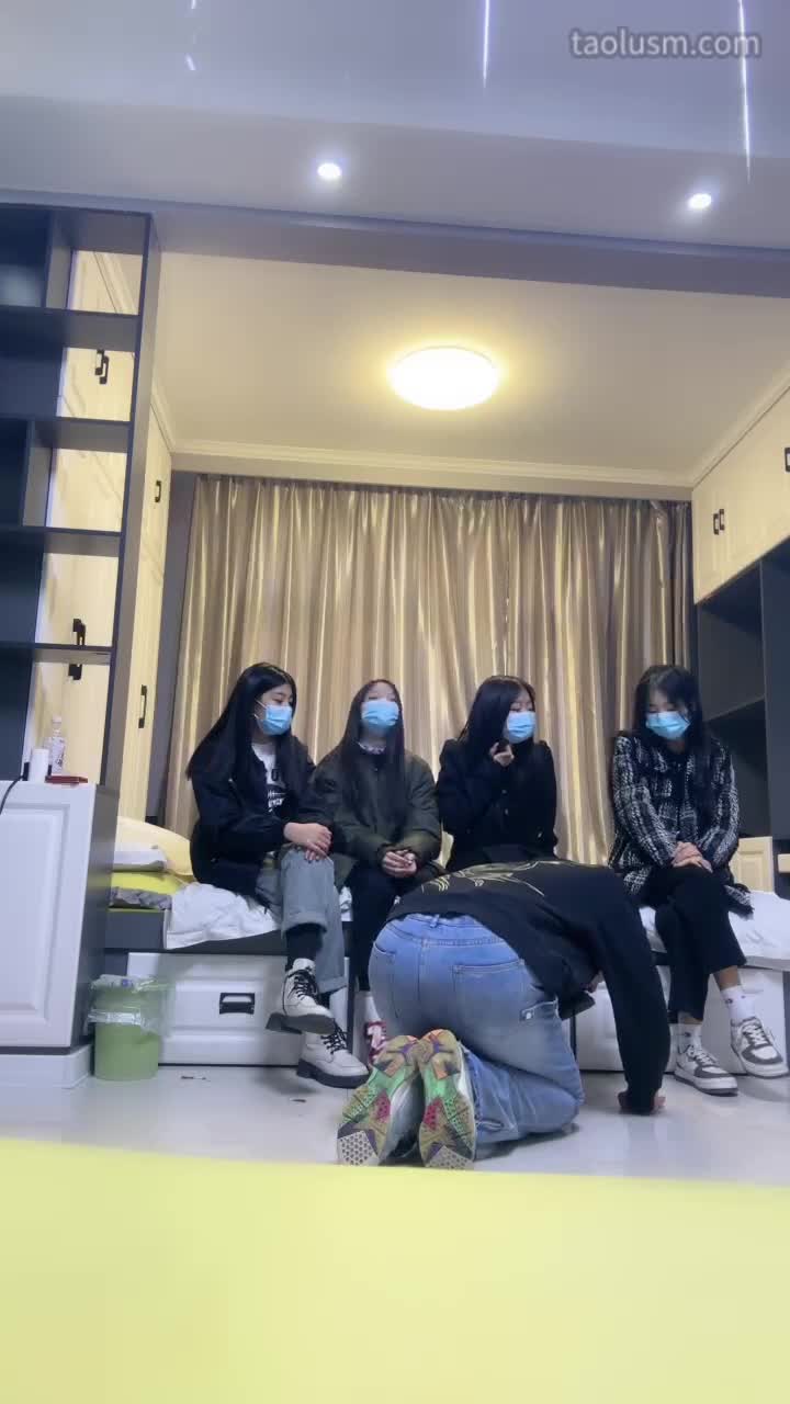 #精神小妹 #女主天地 #直播回放精彩-素人学生主群调粉丝狗