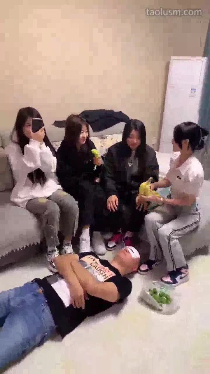 #精神小妹 #女主天地 #直播回放中秋口水喂食