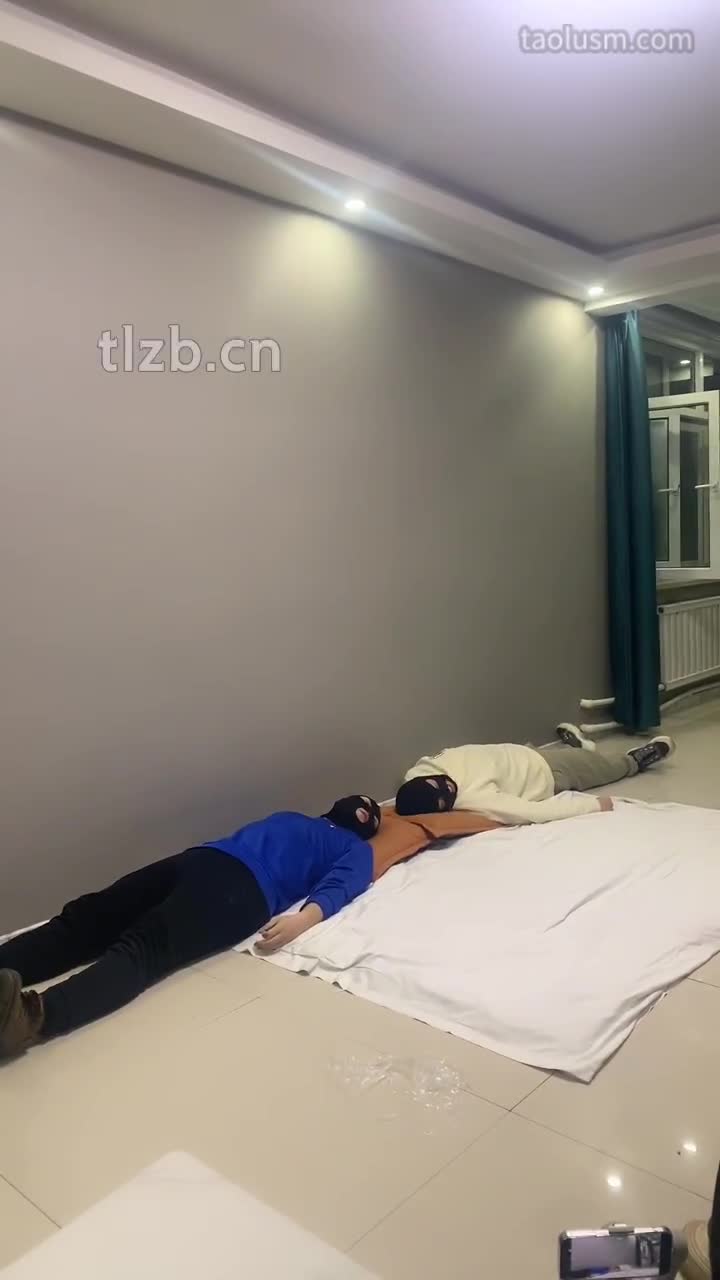#精神小妹 #女主天地 #直播回放7女王调双奴-轮流全体重跳踩【双视角版】隐藏内容