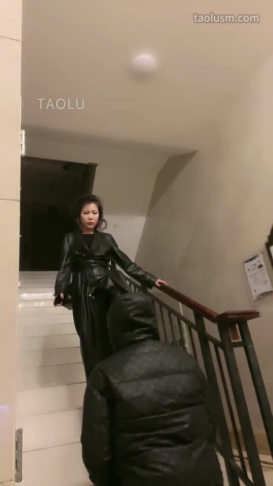 #歌迪丝 #女主天地 #直播回放楼道训狗舔脚