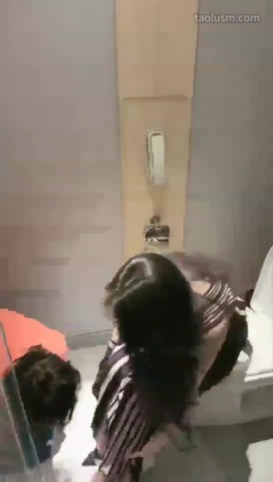 #歌迪丝 #女主天地 #直播回放 如厕 调教母狗 深喉 官方已删
