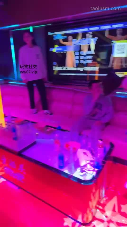 #精神小妹 #女主天地 #直播回放超多素人学生主-同学聚会变SM现场【下】