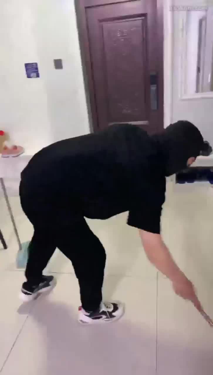 #精神小妹 #女主天地 #直播回放群殴变态的家奴