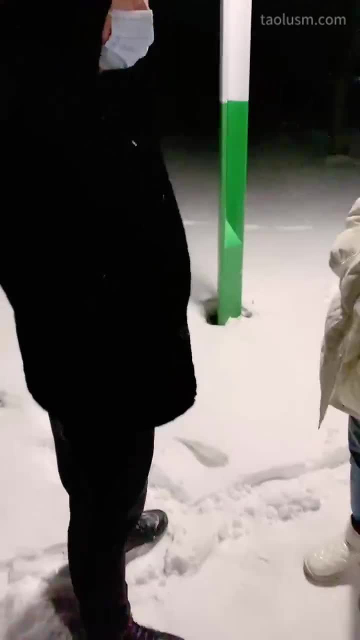 #精神小妹 #女主天地 #直播回放户外搭讪学生妹回家调我