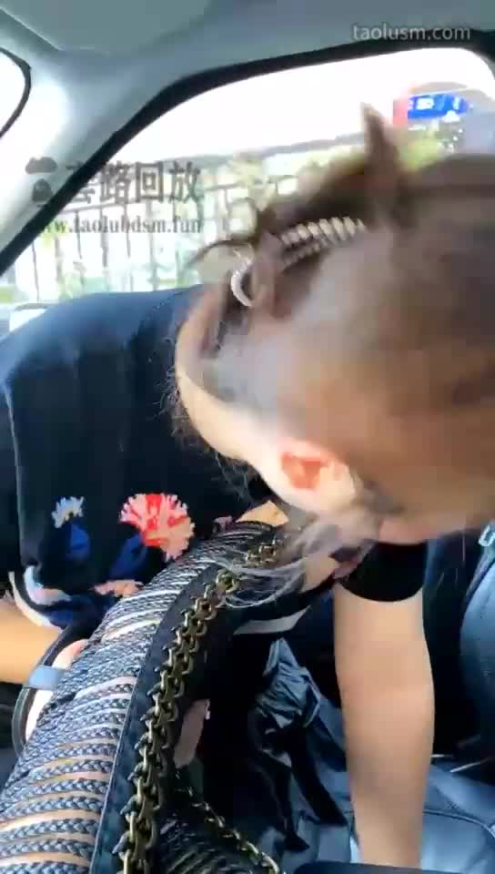 #歌迪丝 #女主天地 #直播回放路边，三婶清理鞋底