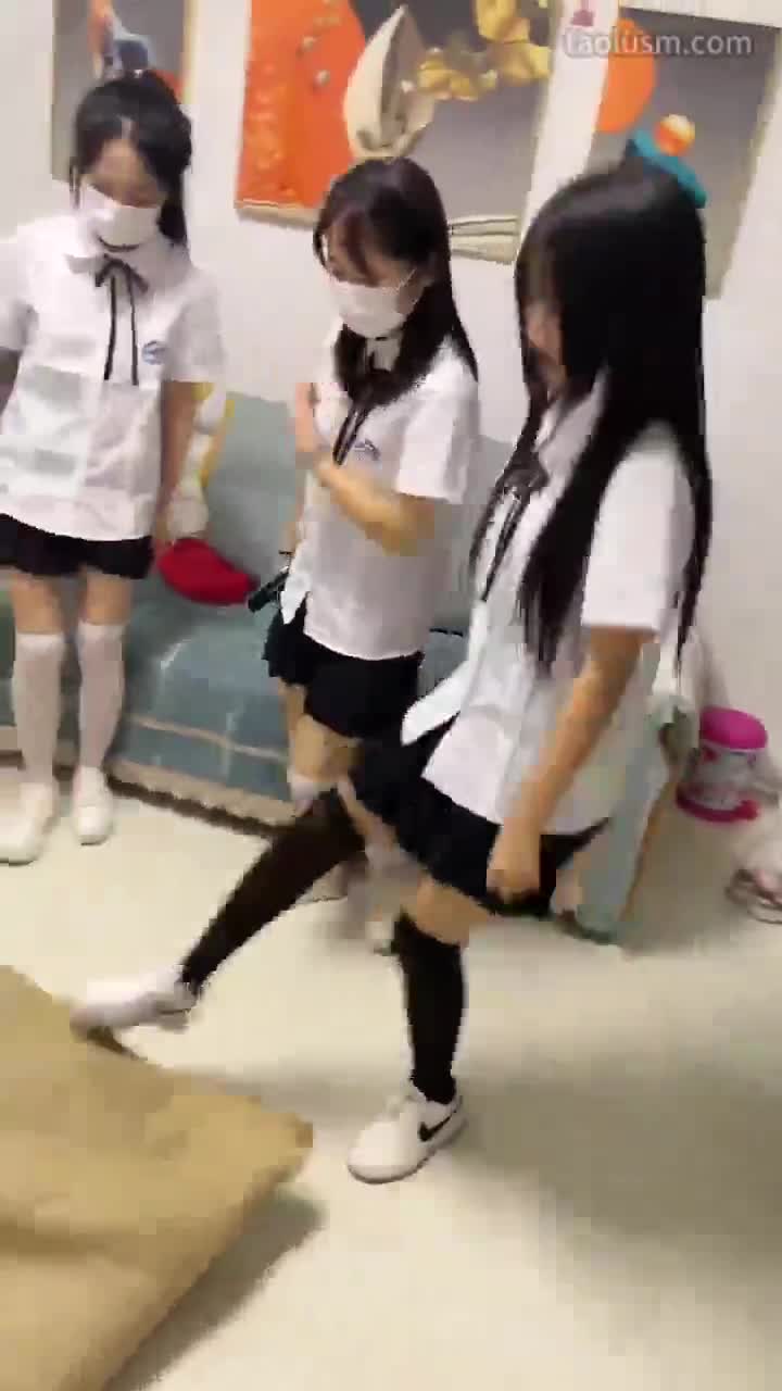 #精神小妹 #女主天地 #直播回放校园欺凌