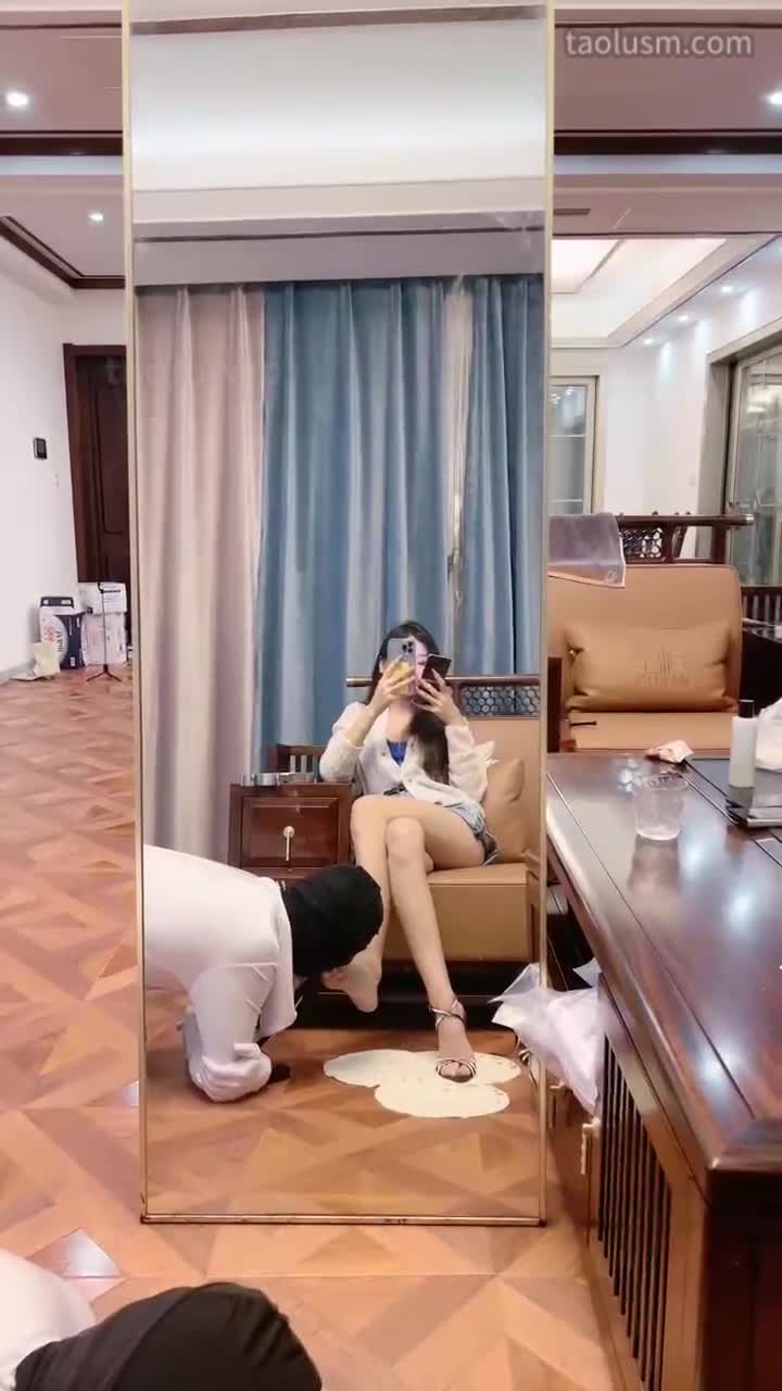 #沅芷 #女主天地 #直播回放镜前让狗舔原味jio
