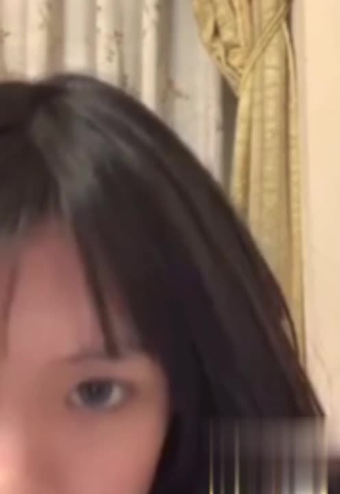 某某门事件】第551弹 超嫩学生妹子 张碩晴 视频通话揉奶自慰录屏外流 前男友曝光无套做爱视频
