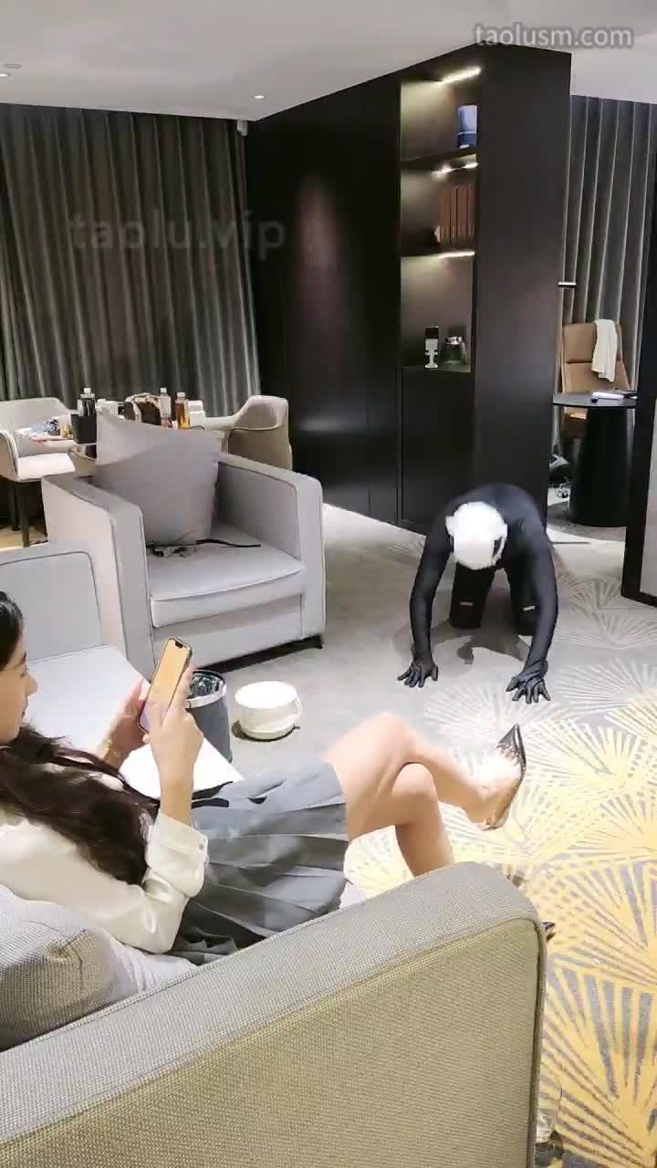 #沅芷 #女主天地 #直播回放虔诚强化训练-惩罚磕头1千+内裤套头