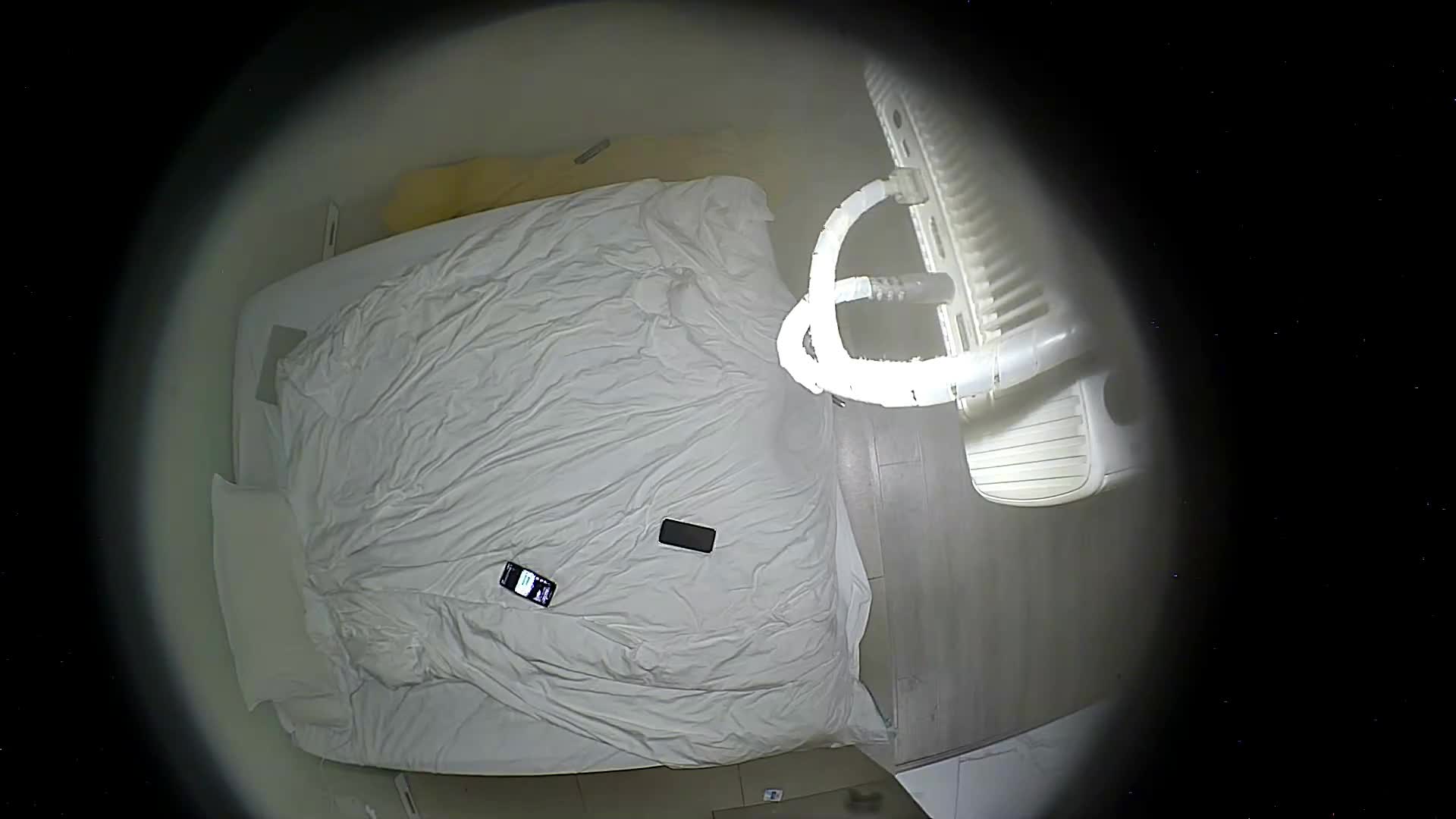 酒店偷拍新台上帝视角偷拍 开学重逢小胖和女友开房翻云覆雨女友上位骑屌要把他榨干