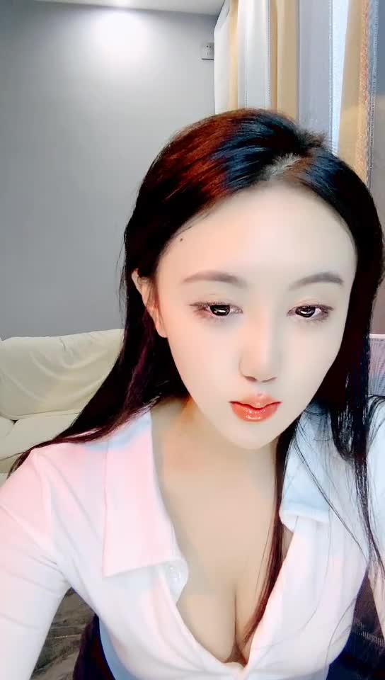 #直播 绿播转黄播~【okk】黑丝美乳白虎逼
