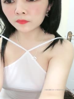 国产直播爱喷水的小少妇_20201120