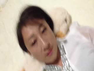国产自拍终于搞定了刚搬来不久的气质女邻居，身材修长性感，主动要