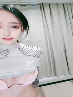 自拍,偷拍,泄密顶级颜值网红女神！白皙皮肤粉嫩美乳！