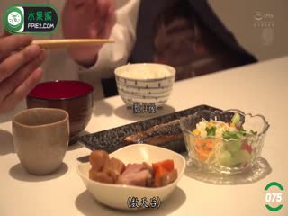 国产自拍第75期06月04日「芽森滴十佳作品」看哭了！当口嫌体正直的嫂子遇上会饥饿营销的小叔子...「芽森滴十佳作品」看哭了！当口嫌体正直的嫂子遇上会饥饿营销的小叔子...随着对动作要领的逐渐纯熟，Lily上下起伏的幅度也越来越大，要不是慎吾抓住她的双手，她怕
